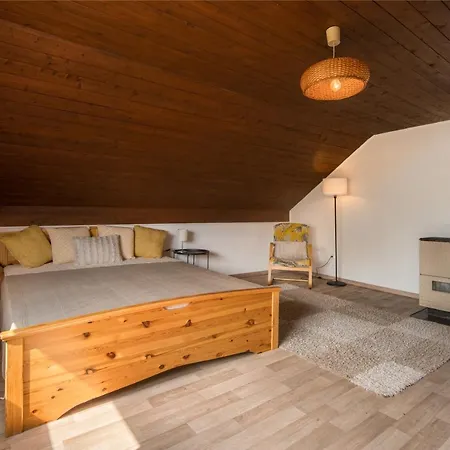 Szolocske Vendeghaz Eged * エゲル